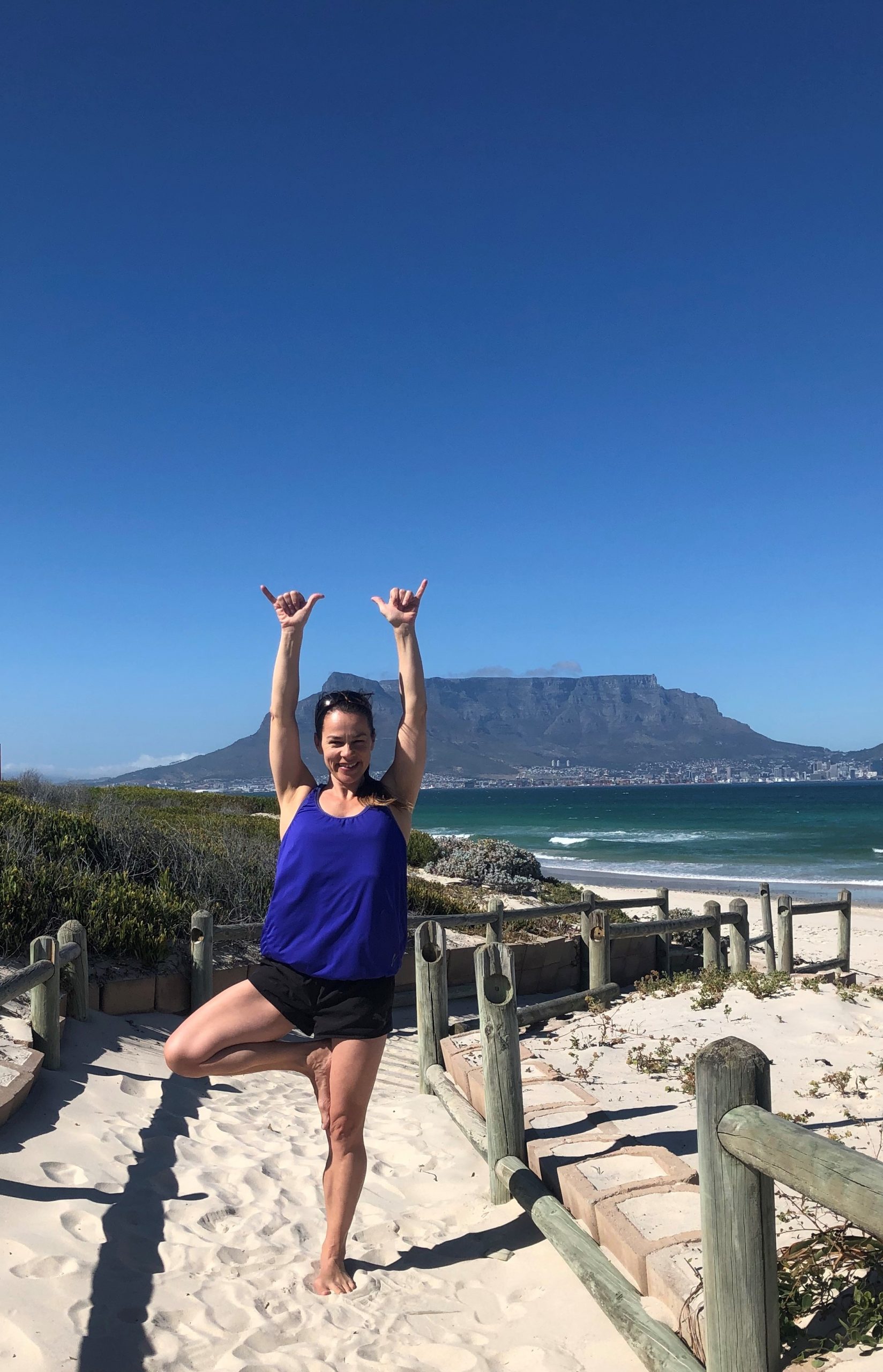 Yoga am Strand von Kapstadt